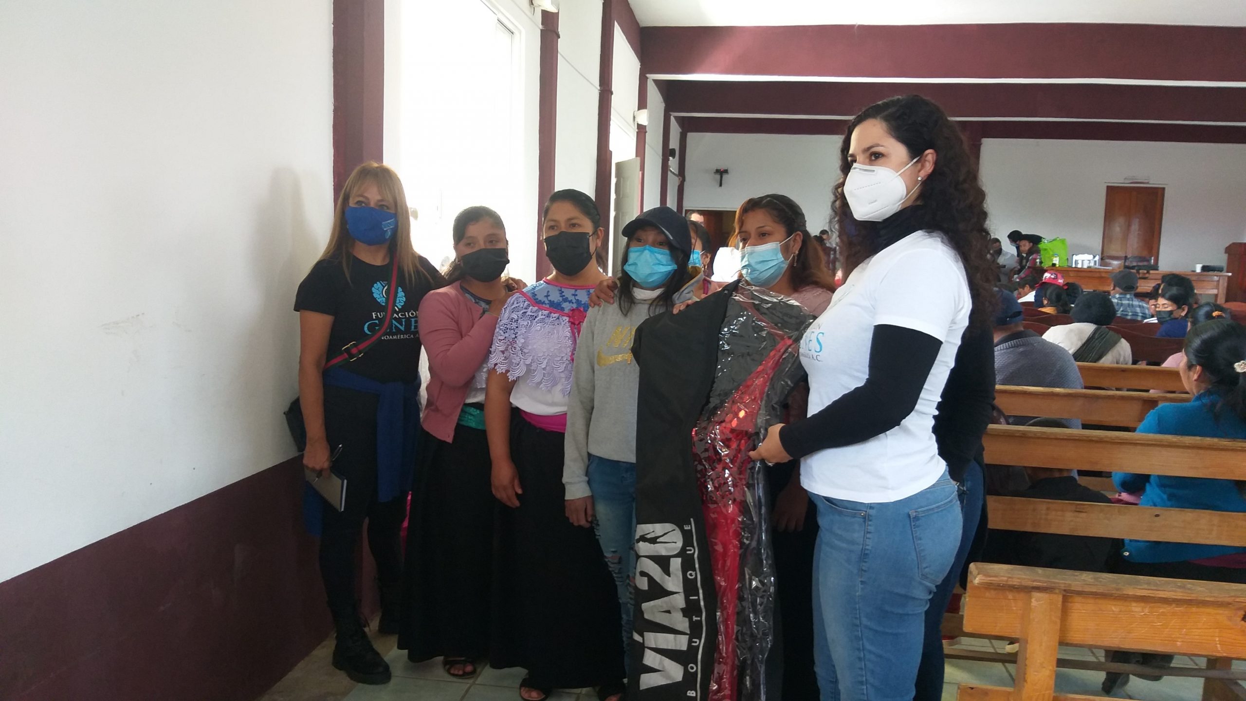 Brindan asistencia médica a pacientes con ictiosis en Atzompa