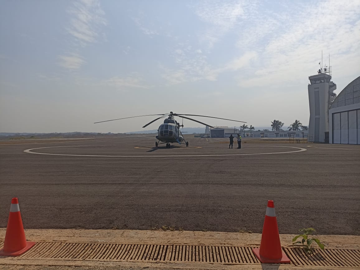 Arriba Helicóptero de la SEDENA a Xalapa
