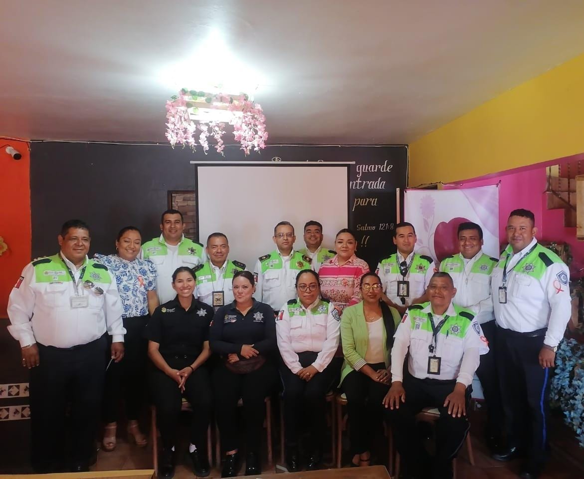 Imparte IMMUJER Nogales, Veracruz, capacitación a efectivos de Tránsito y Seguridad Vial